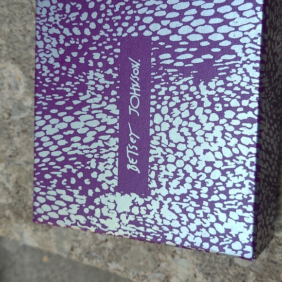 NIB Halloween Betsey Johnson mismatched Day of the Dead bride earrings bat - Picture 3 of 4